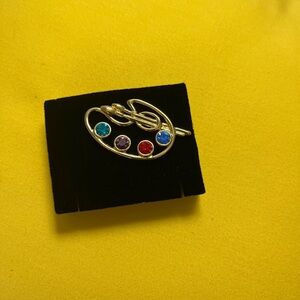 Genuine Avon, painters, pallet pin in  original packaging